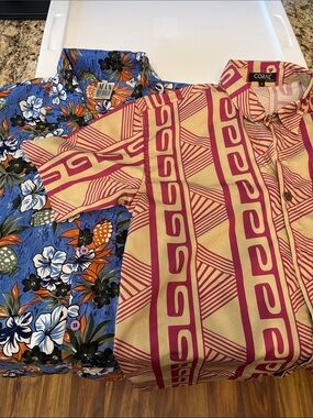 Set of Men’s Short-Sleeve Hawaiian Shirts